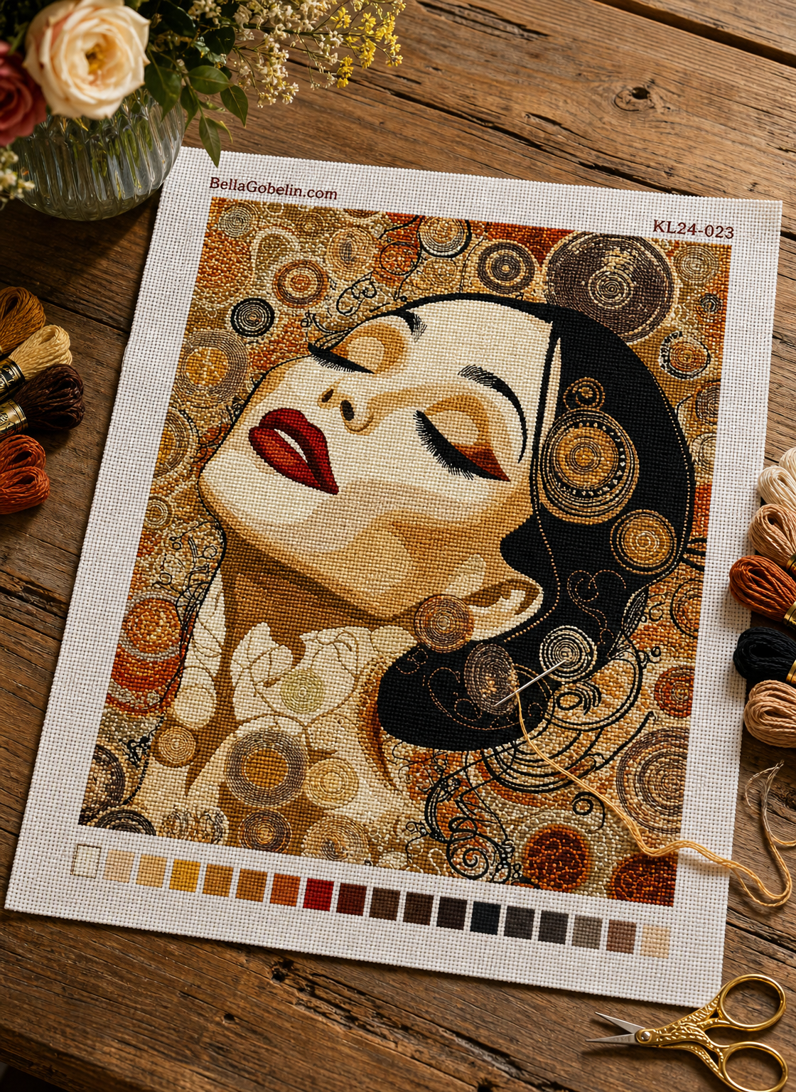 Portrét Coco Chanel v štýle Klimta